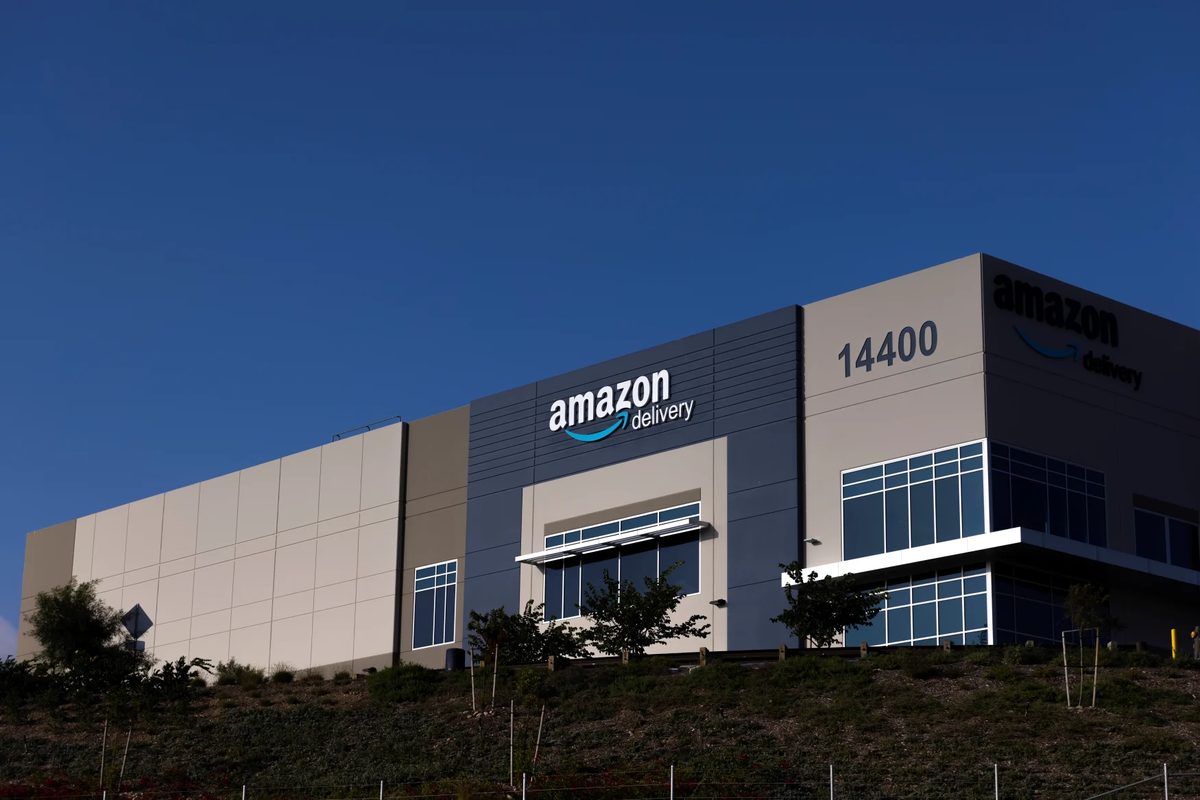 Amazon's warehouse facility DSD8 is shown in Poway, California, U.S., September 28, 2021. Picture taken September 28, 2021. REUTERS/Mike Blake