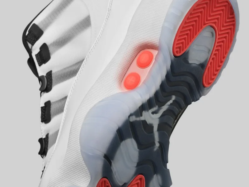 Nike Air Jordan XI Adapt | Engadget