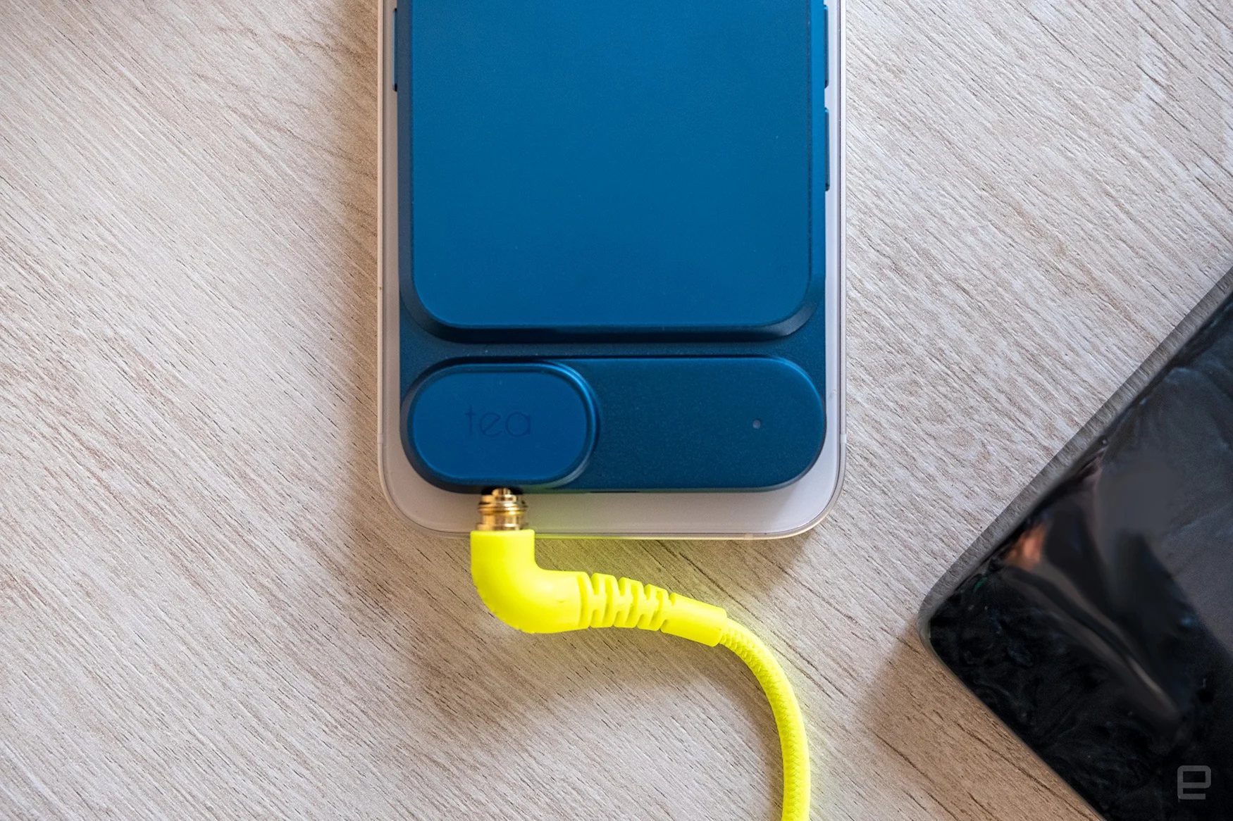 Tea mobile DAC connected to an iPhone.