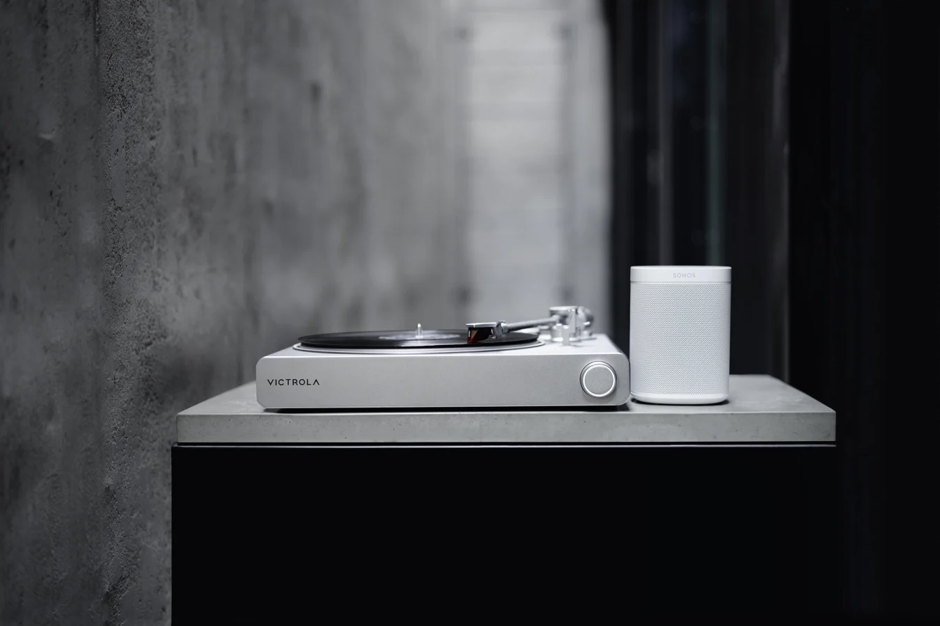 Turntable compatible with Victrola Stream Carbon Sonos
