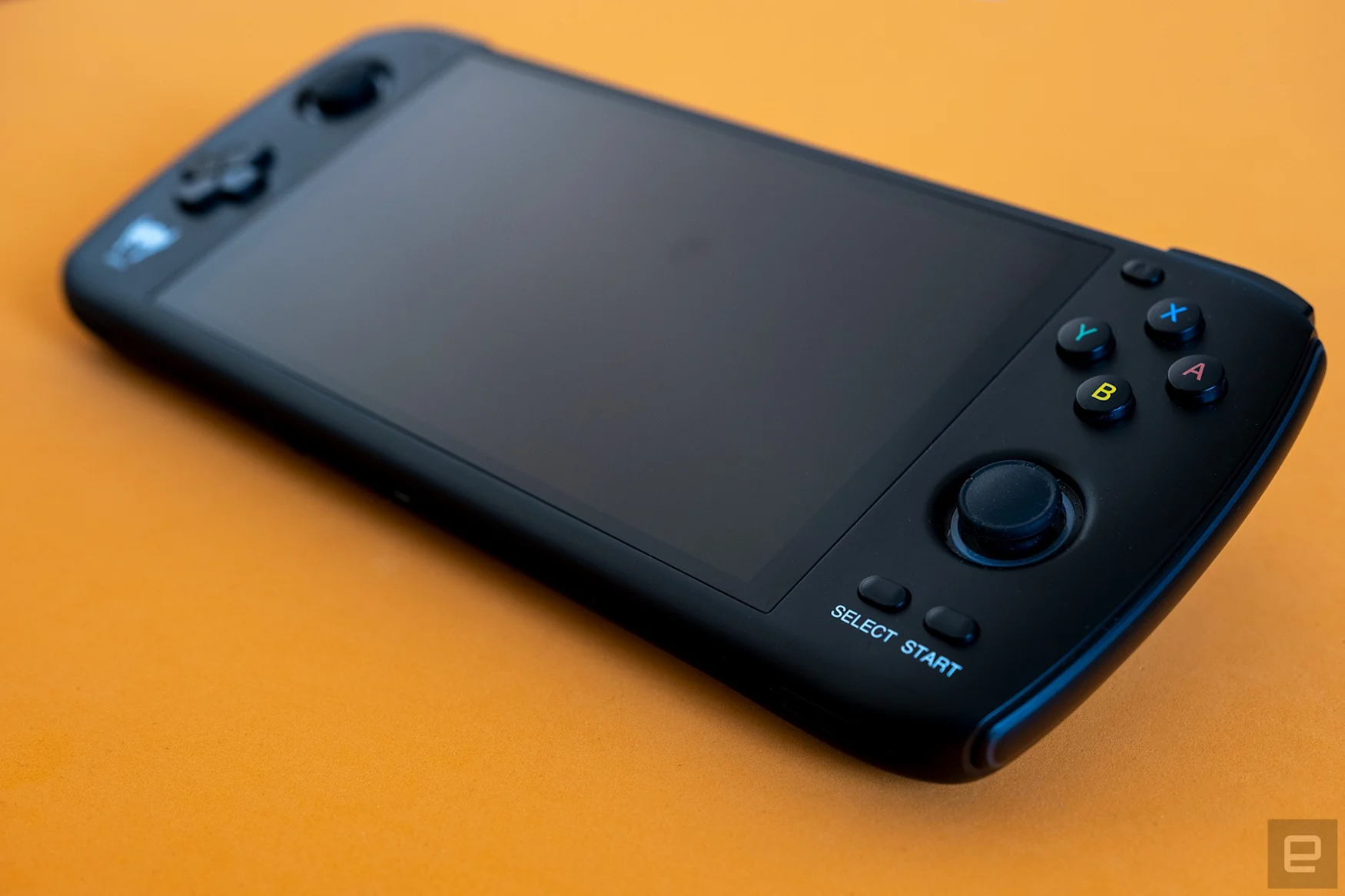 AYN Odin Pro Review - Excellent high performance Android handheld game  console - DroiX Blogs