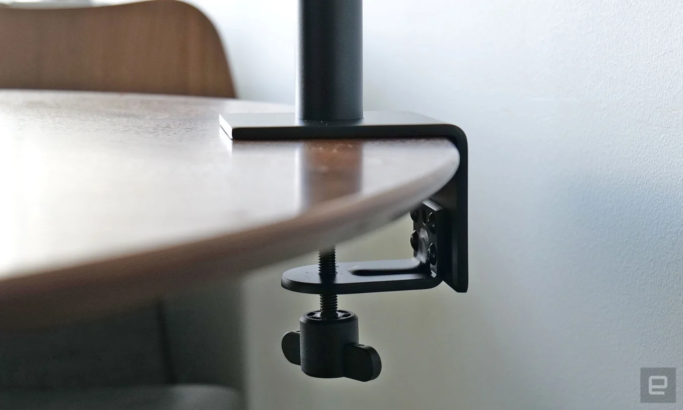 The clamp for the Armada's arm is also dead simple and is compatible with desks of up to two inches thick. 