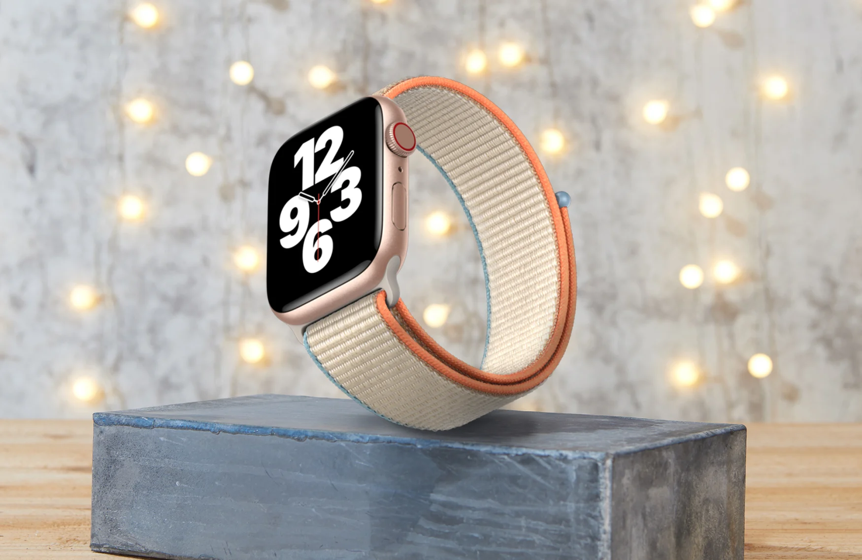 Apple Watch SE for the Engadget 2021 Holiday Gift Guide.
