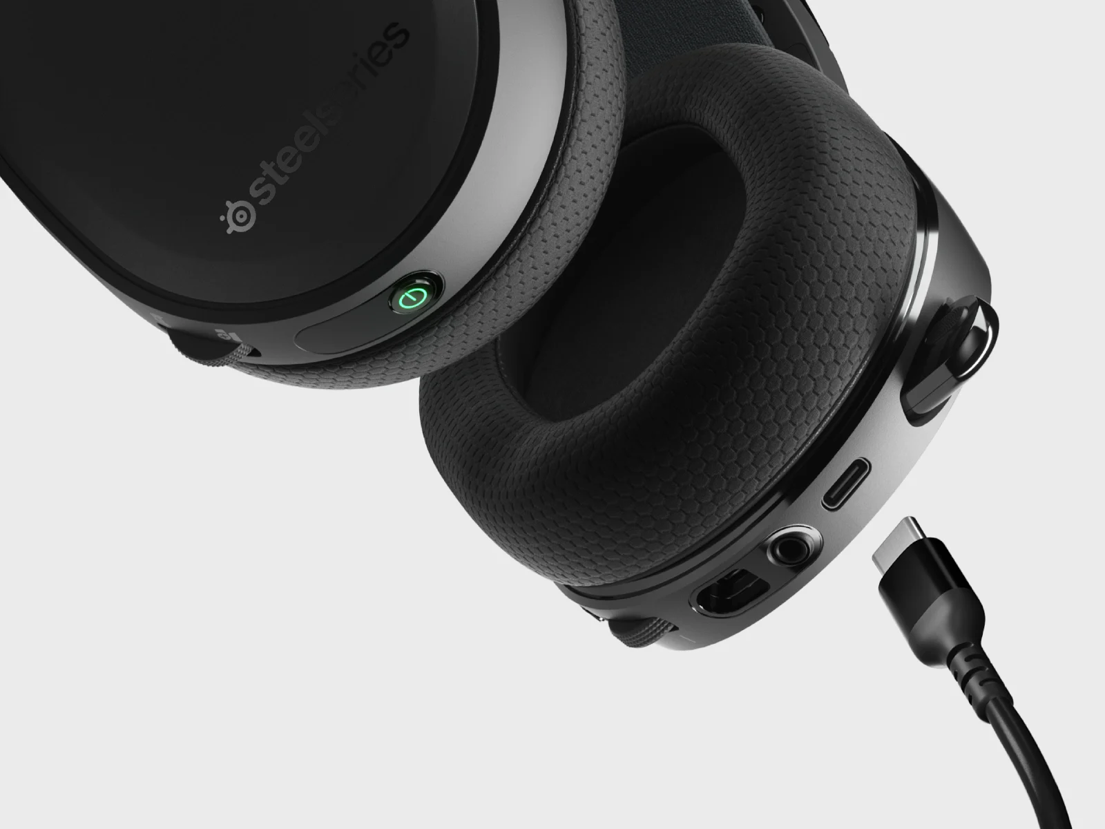 thermometer Onschuldig Omhoog gaan SteelSeries updates its Arctis 7 headsets with longer battery life and  USB-C | Engadget