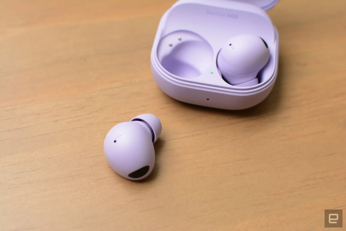 The Galaxy Buds 2 Pro are Samsung's best earbuds, and it's not even close yet.  Thanks to massive improvements in sound quality, better noise cancellation, and a host of handy features, it's the company's most complete true wireless product ever.  But even with all its perks, the best is still reserved for Samsung loyalists, which means it's just a really great option for owners of one of these devices. of the company. 