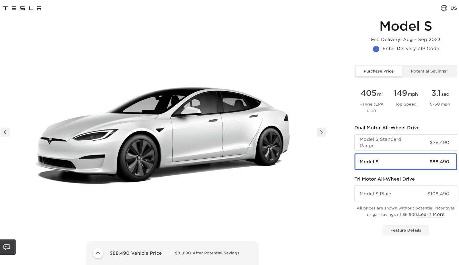 Een witte auto tegen een witte achtergrond met prijsinformatie voor Tesla Model S.