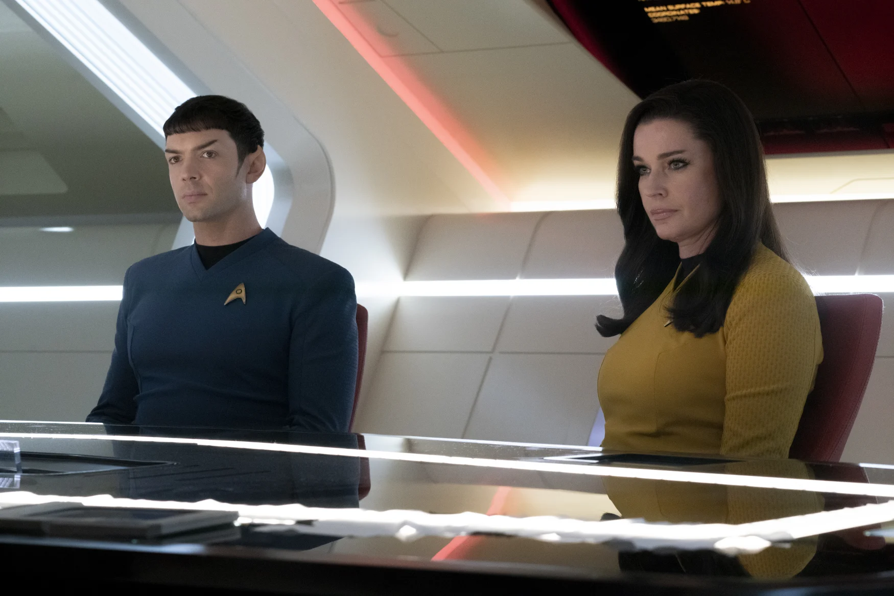L-R Ethan Peck as Spock and Rebecca Romijn as Una in Star Trek: Strange New Worlds streaming on Paramount+, 2023. Photo Credit: Michael Gibson/Paramount+