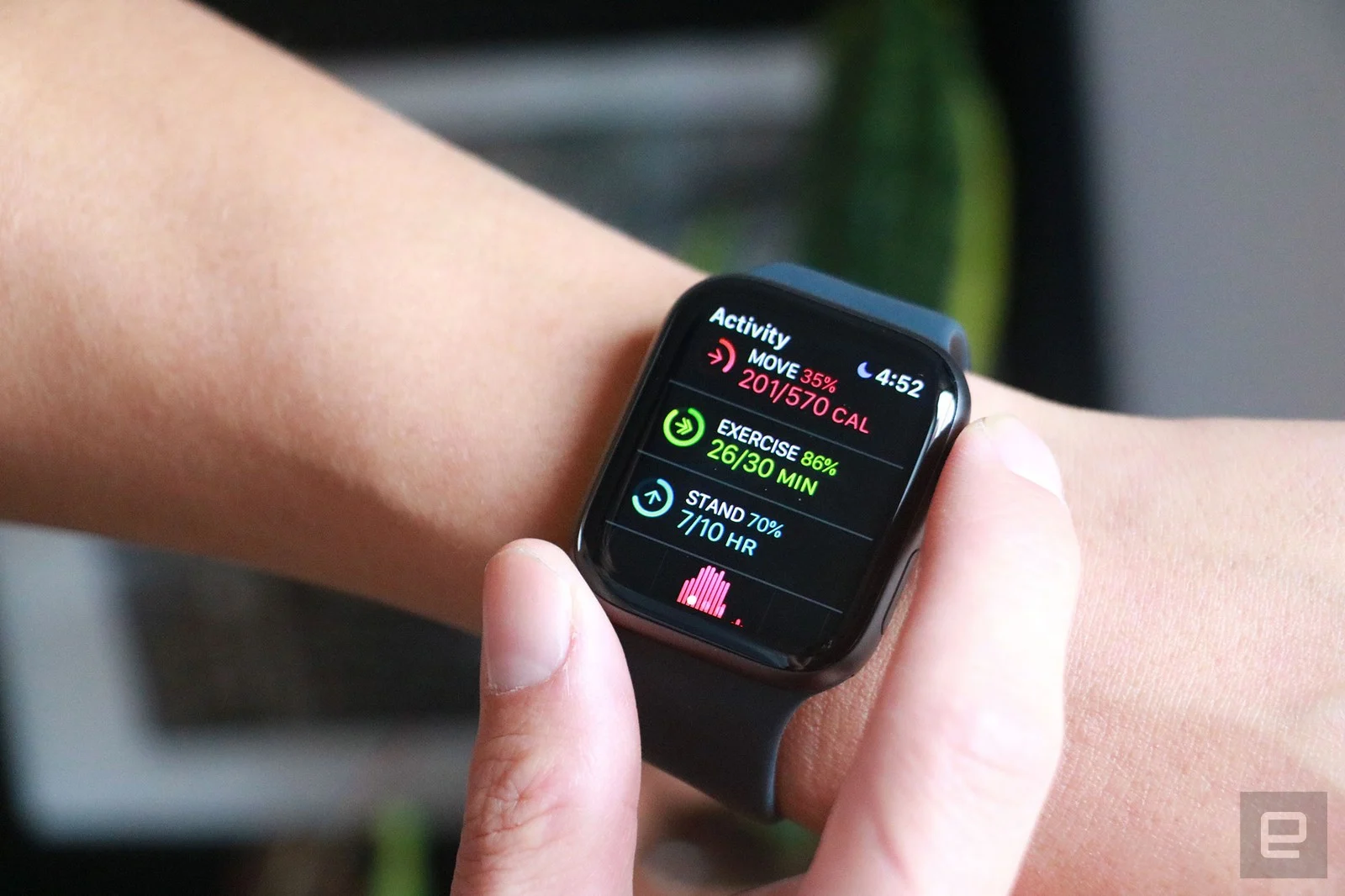 Apple Watch SE review: An excellent starter smartwatch | Engadget