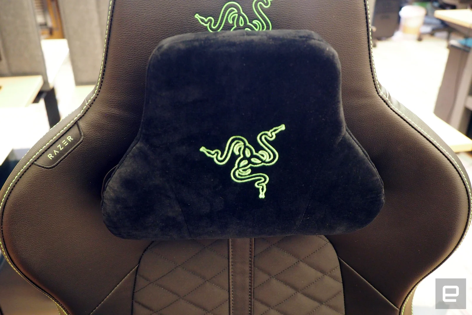 The headrest on the Razer Enki, it sucks