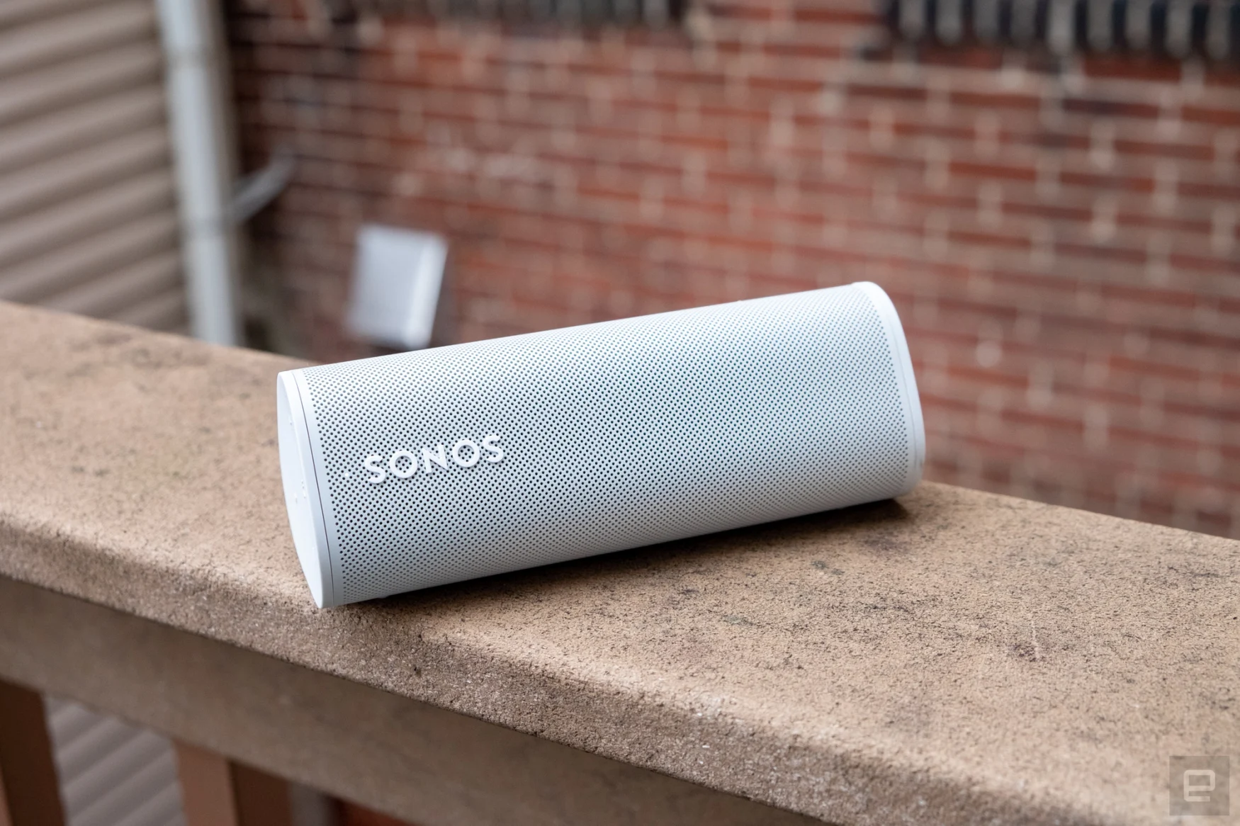 Sonos Roam review: The right speaker at the right price | Engadget