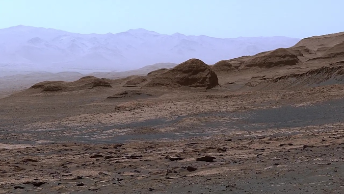 Image taken from a JPL video showing off the interior of the Gale Crater, as shot by the Curiosity Rover.