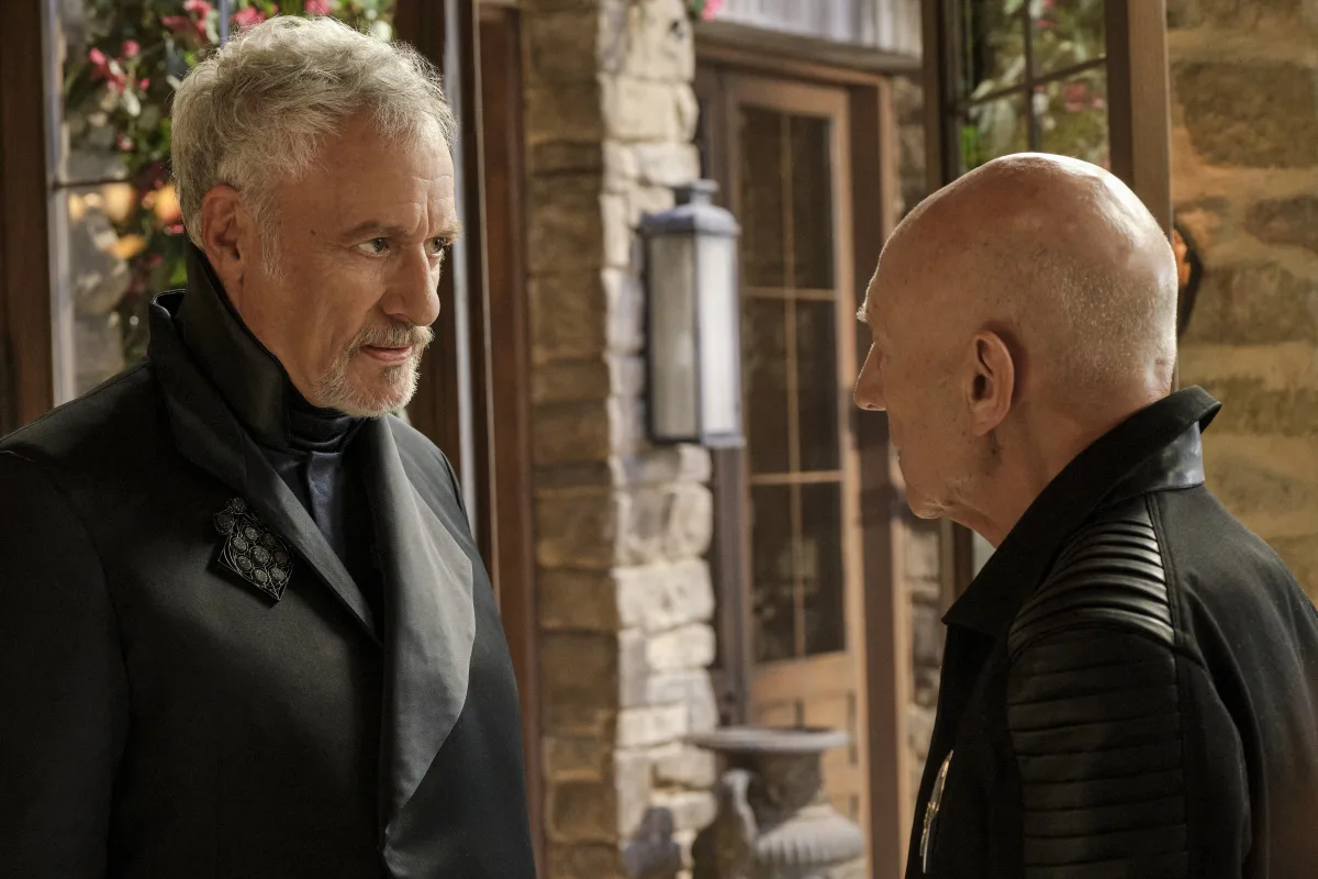 Pictured: John de Lancie as Q and Sir Patrick Stewart as Jean-Luc Picard of the Paramount+ original series STAR TREK: PICARD. Photo Cr: Trae Patton/Paramount+ Â©2022 ViacomCBS. All Rights Reserved.