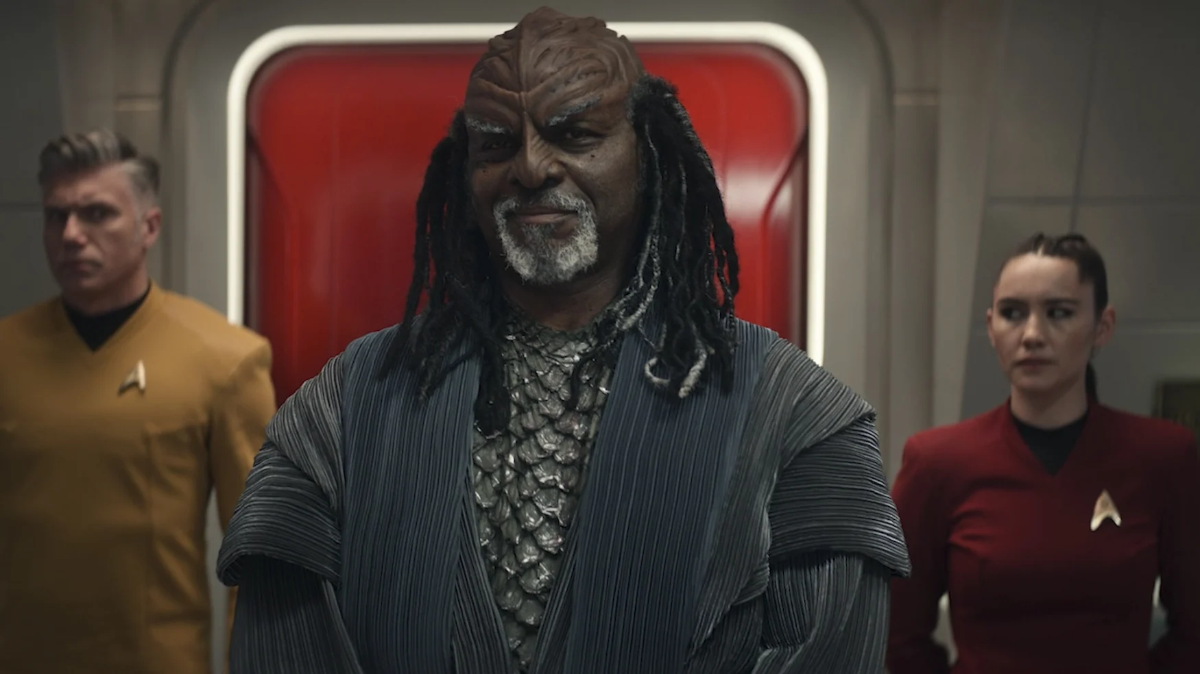 L-R Anson Mount as Pike, Robert Wisdom as Dak\'Rah and Christina Chong as Laâ€™an appearing in Star Trek: Strange New Worlds streaming on Paramount+, 2023. Photo Credit: Best Possible Screengrab/Paramount+ 