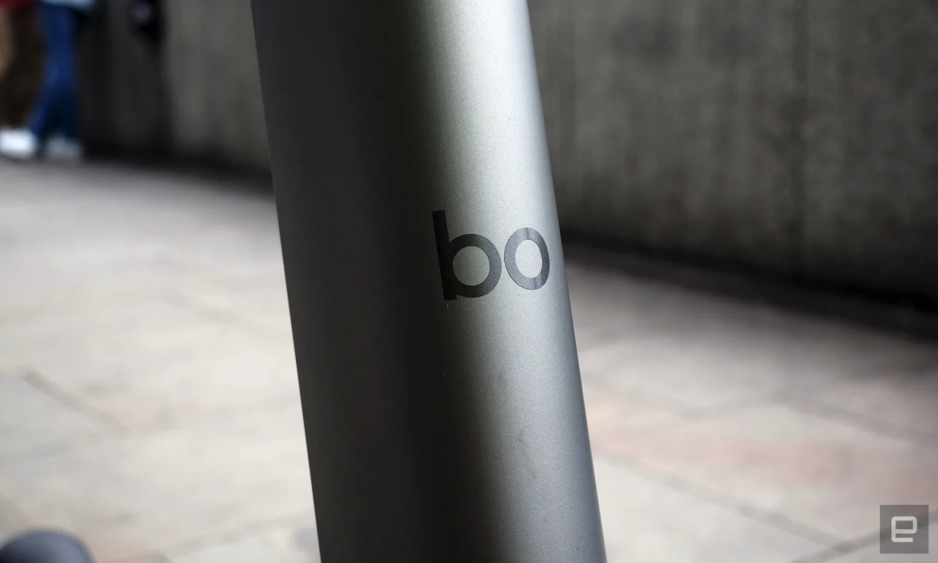 Image of the cowl and logo from a Bo e-scooter.