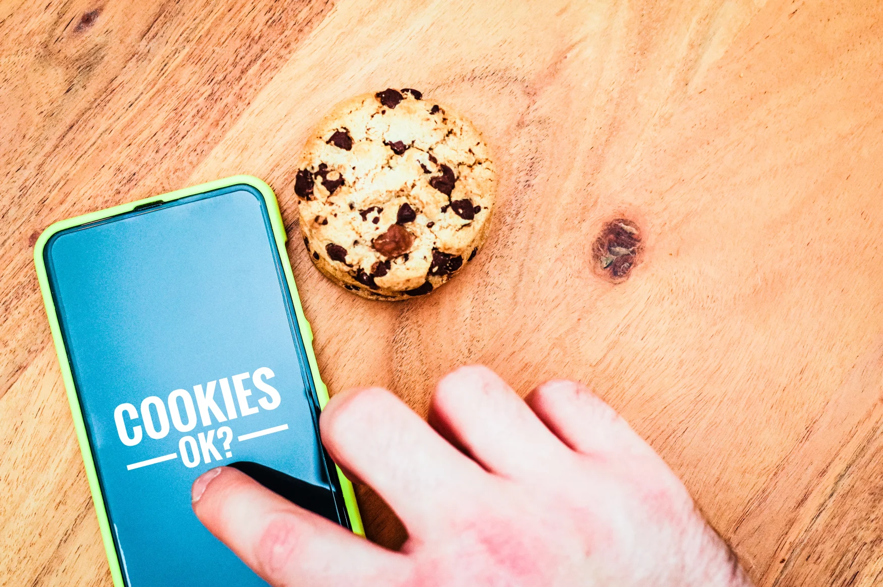 Accept cookies with a tablet to illustrate cookie banners for websites with cookies and cookies ok?