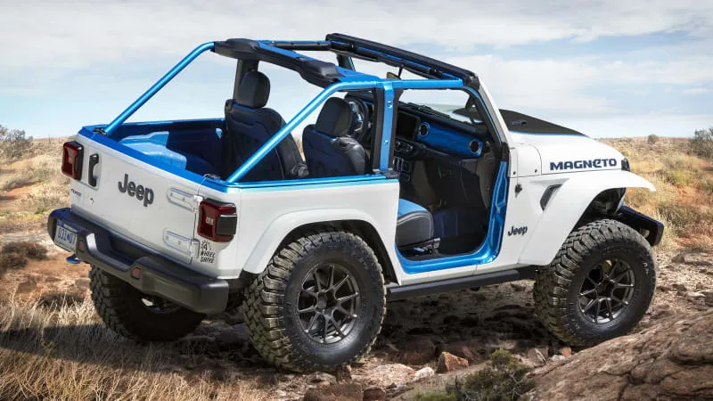 Jeep's all-electric Wrangler concept has a six-speed manual transmission |  Engadget