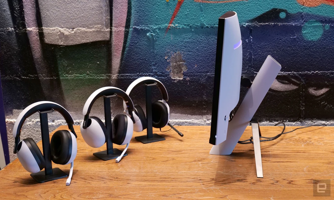 Sony says it intentionally designed the M9's stand to protrude towards the rear to give gamers more room to position their keyboard close to the monitor.
