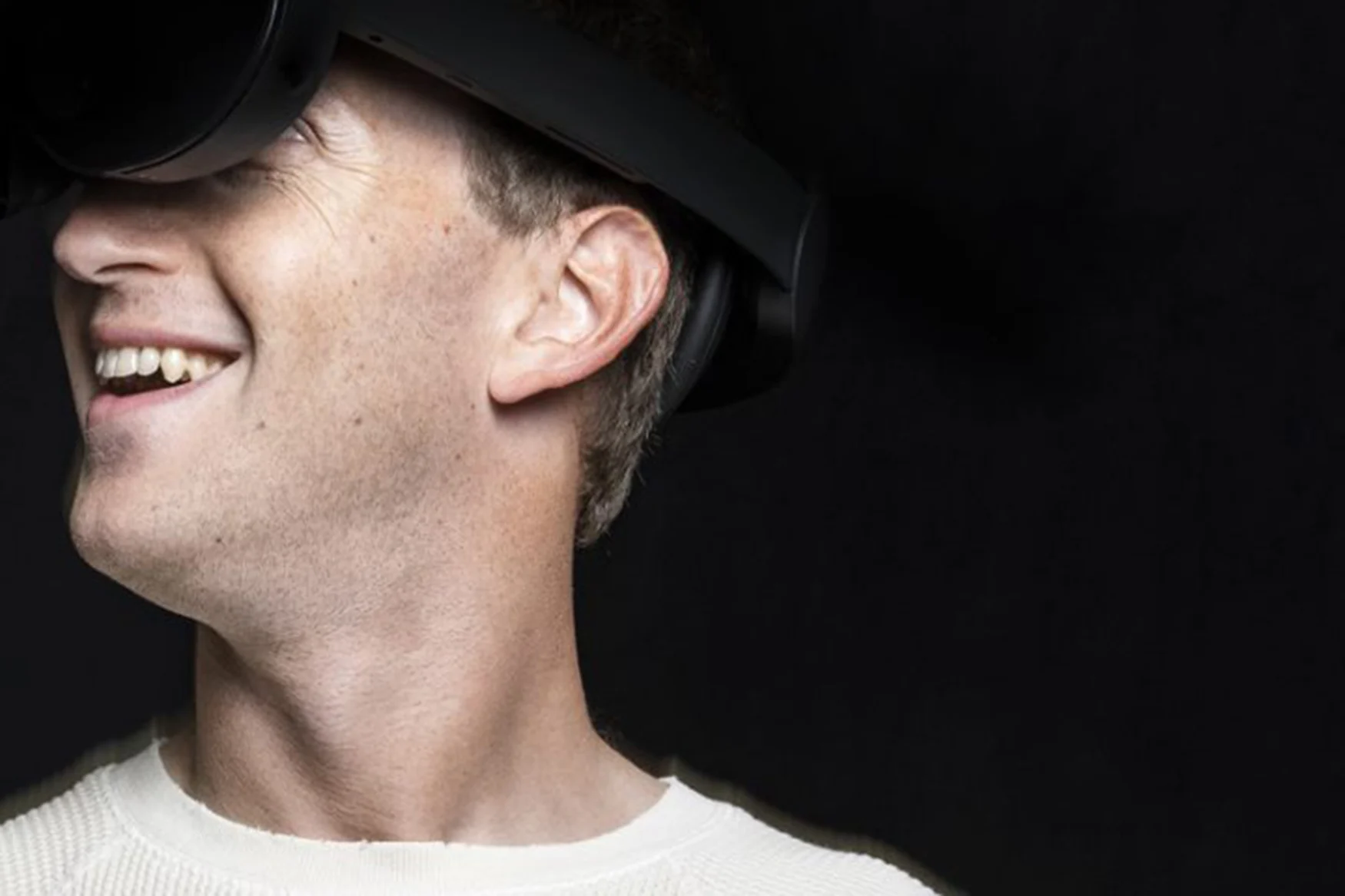 Mark Zuckerberg in the company's new VR headset.