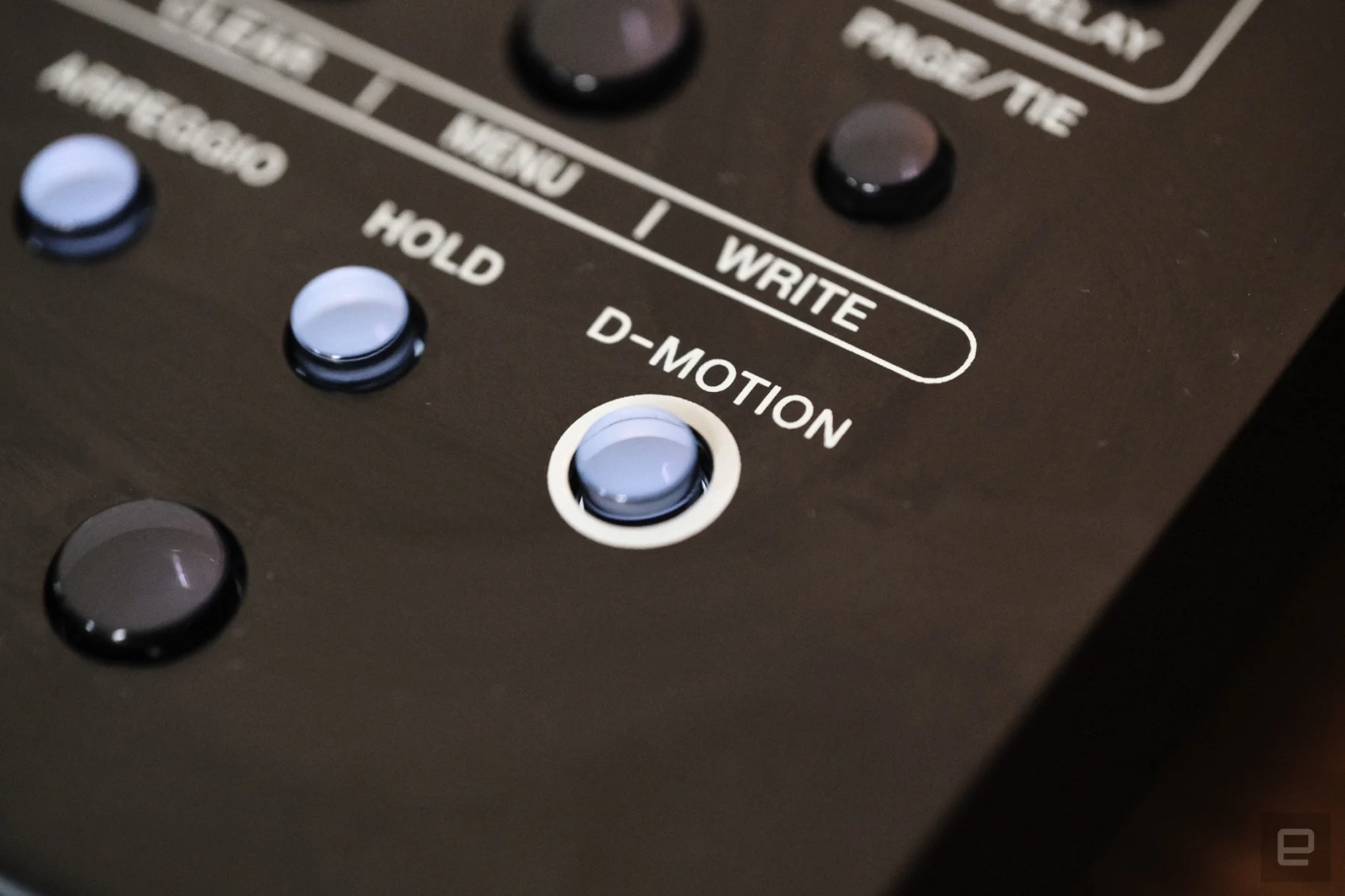 The D-Motion button on the Roland SH-4d.