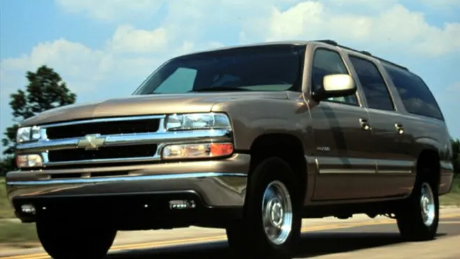 2000 Chevrolet Suburban 2500 LS 4dr 4x4 SUV: detalles de equipamiento, reseñas, precios, especificaciones, fotos e incentivos |  Autoblog