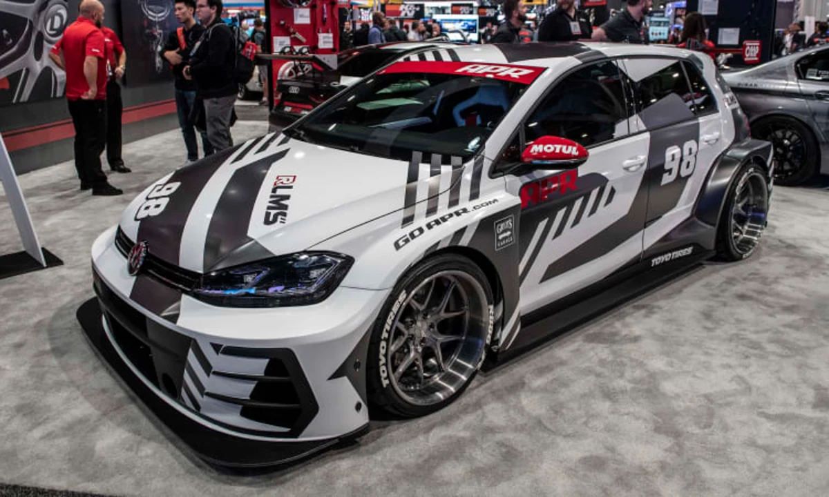 VW Gold R transformed into touring car replica by APR for SEMA - Autoblog
