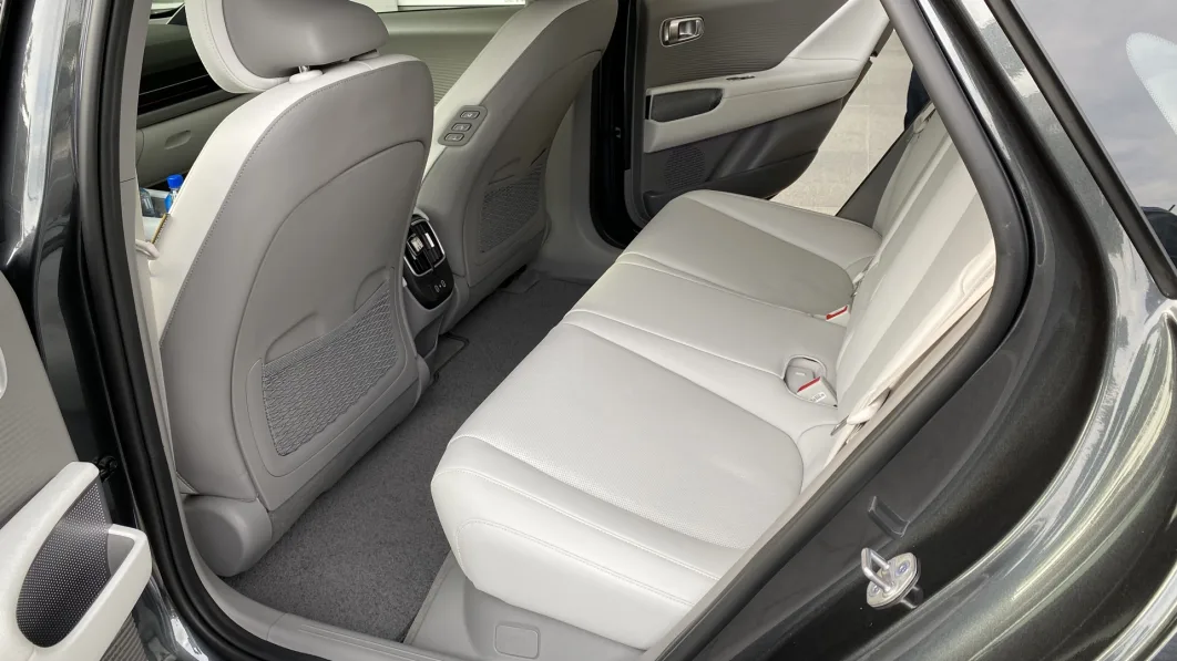 2023 Hyundai Ioniq 6 back seat