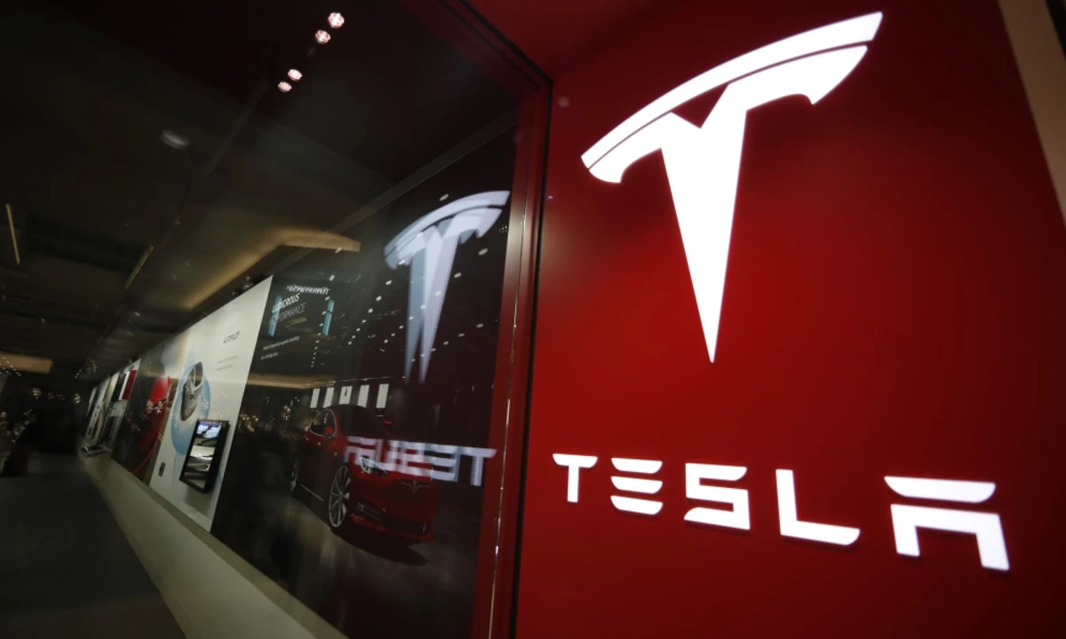 tesla discloses lobbying to set up factory in canada | autoblog