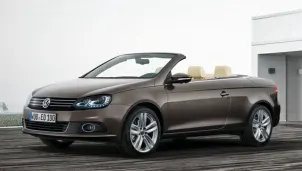 (Lux) 2dr Front-wheel Drive Convertible