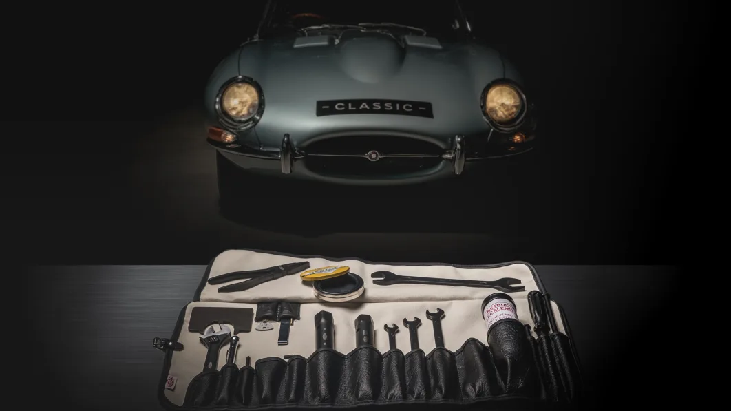 jaguar-classic-e-type-toolkit-1