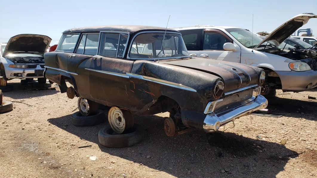 00 - 1958 Vauxhall Victor Super Estate in Colorado wrecking yard - photo by Murilee Martin