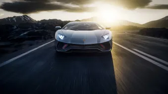 2022 Lamborghini Aventador LP 780-4 Ultimae, in-motion shots