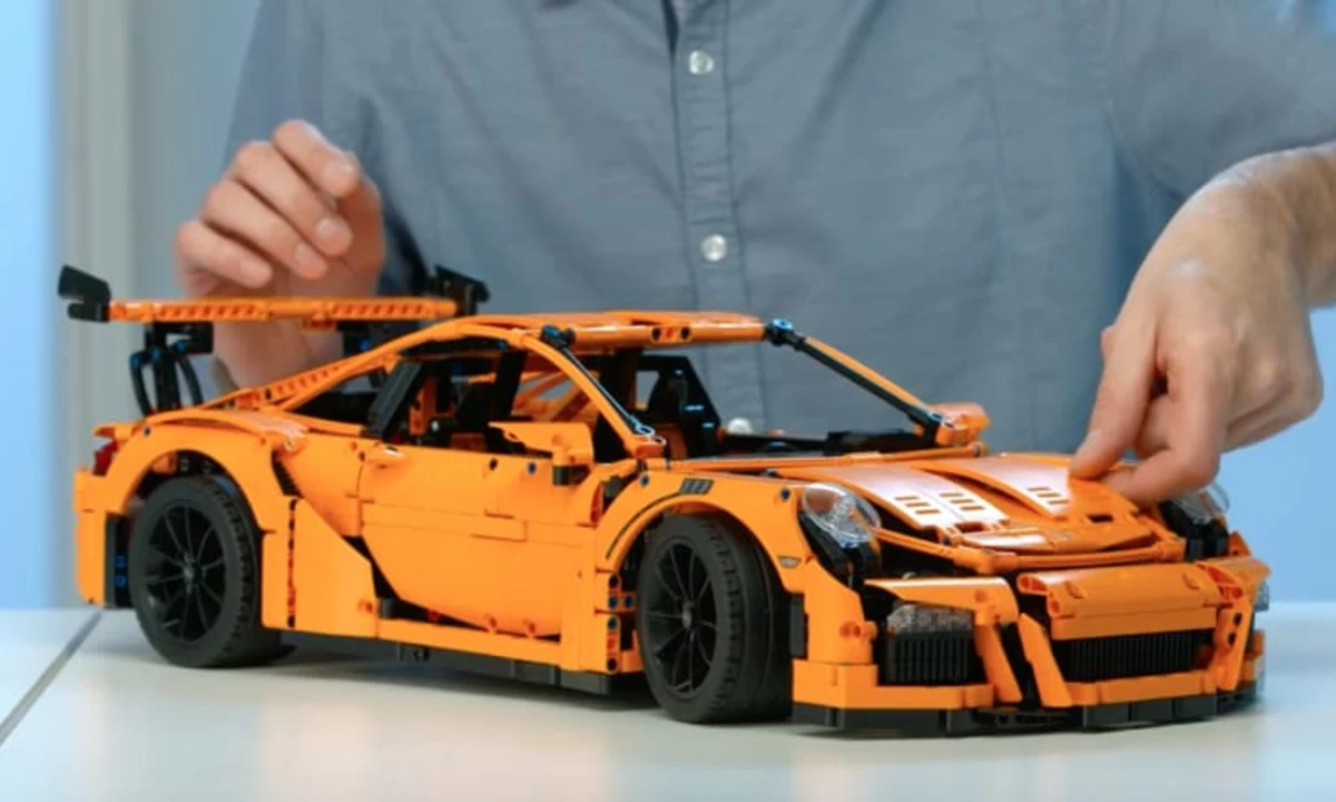 You will spend hours playing with Lego Porsche 911 GT3 RS - Autoblog