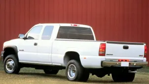 (SLE) 4x2 Extended Cab 157.5 in. WB
