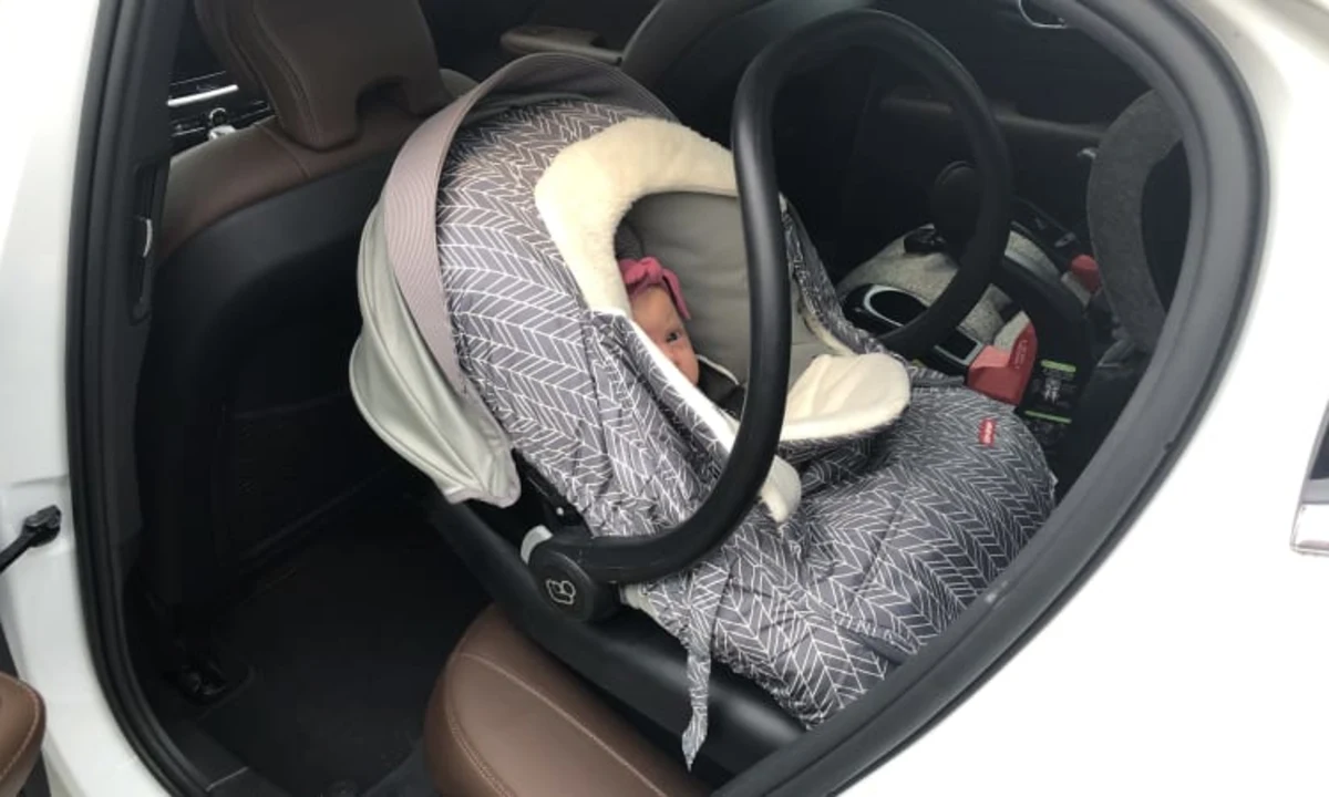 Volvo S60 Child Seat Driveway Test | Fitting both a front-facing car seat  and a rear-facing infant seat - Autoblog