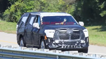 2021 Cadillac Escalade spied, grille uncovered
