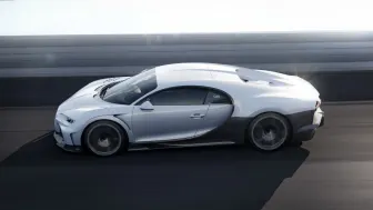 <h6><u>Bugatti plots PHEV Chiron successor with more athletic proportions</u></h6>