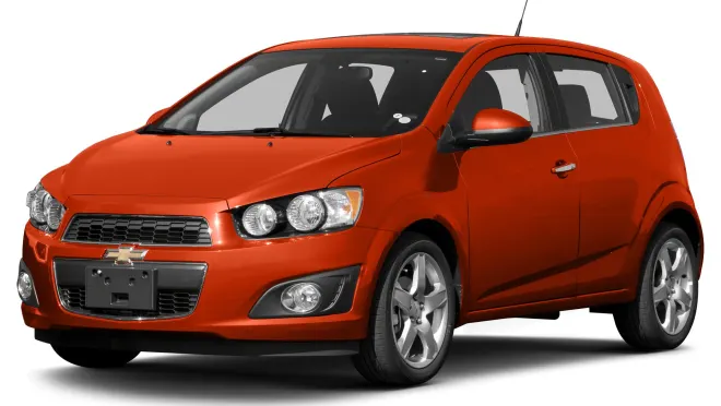  Chevrolet Sonic LT Manual 4dr Hatchback Detalles de equipamiento, opiniones, precios, especificaciones, fotos e incentivos