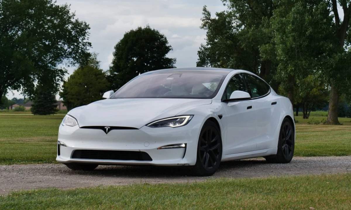 Luidspreker Botanist Genre Tesla Model S Plaid Road Test Review: The new American muscle sedan -  Autoblog