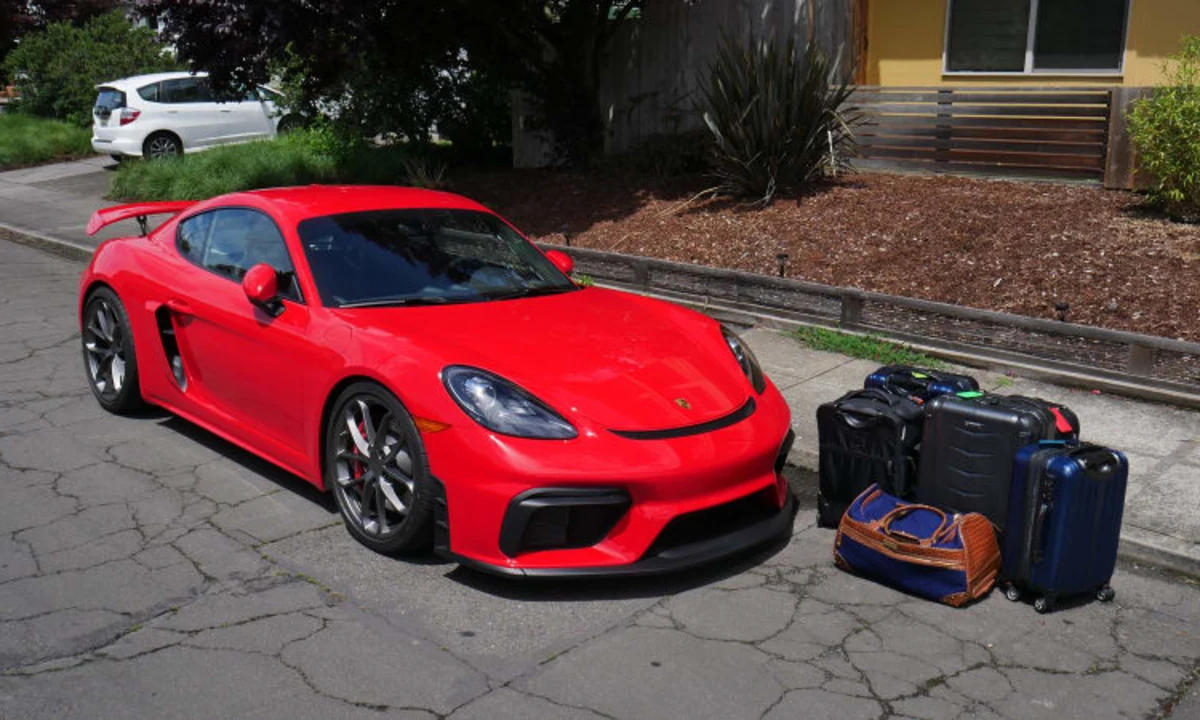 Porsche 718 Cayman Luggage Test | How big is the trunk? And frunk? -  Autoblog
