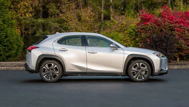 2022 Lexus UX gets new colors and a single new feature