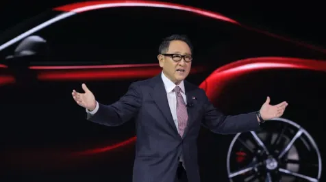 <h6><u>Toyota's Akio Toyoda criticized for questioning combustion car ban</u></h6>