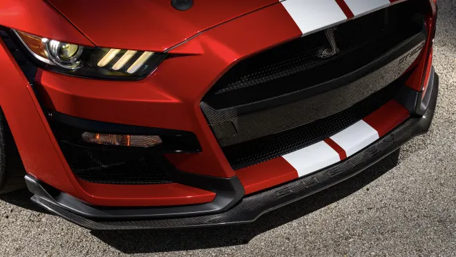 Mustang Shelby GT500 adds carbon fiber - Autoblog