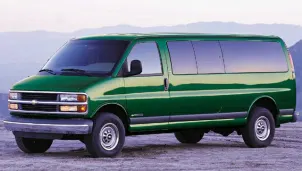 (Base) G3500 Extended Passenger Van