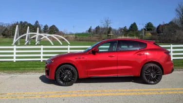 2022 Maserati Levante Trofeo Road Test | Paint the town red