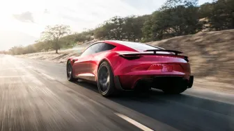 <h6><u>Elon Musk says Tesla Roadster delayed, coming 2023 ... maybe</u></h6>