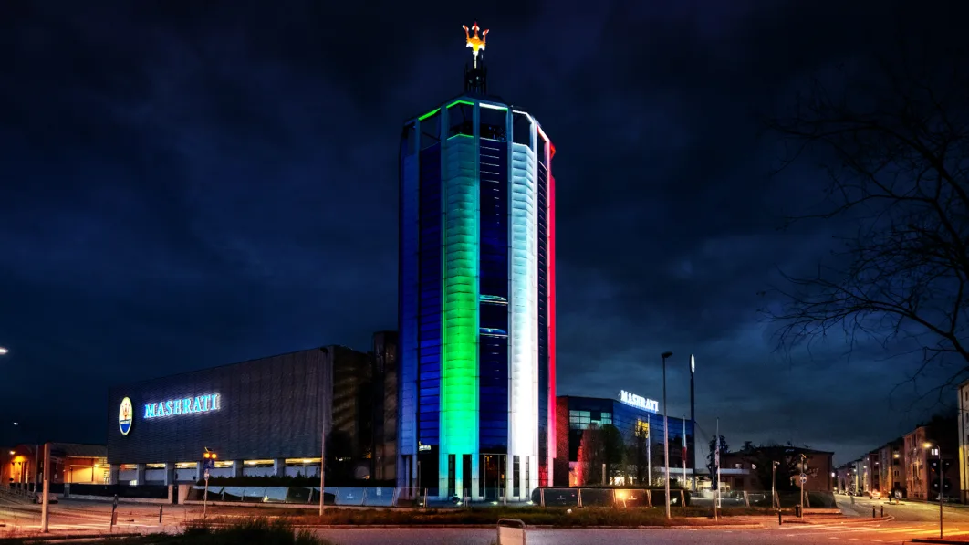 maserati_modena_tower_lighting