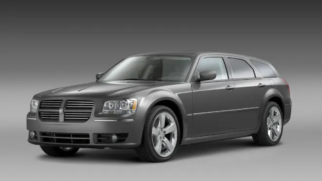 Future Classic | 2005-2008 Dodge Magnum - Autoblog