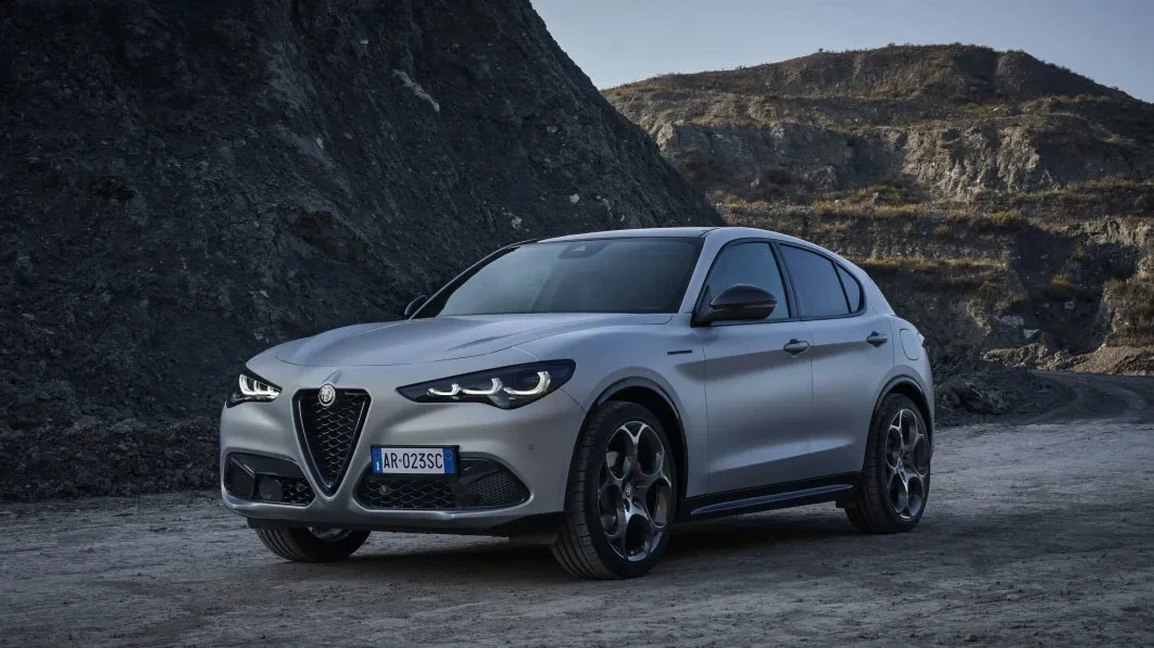 Alfa Romeo flagship EV due in 2027 with 18-minute recharge time