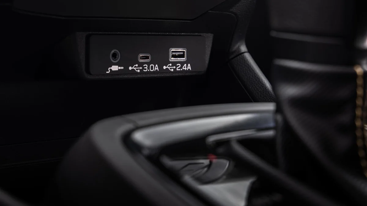 2024 Subaru Crosstrek Sport USB ports