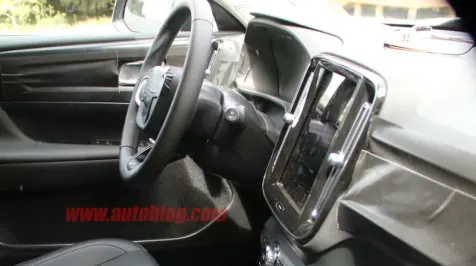 <h6><u>A first look at the Volvo XC40 interior</u></h6>